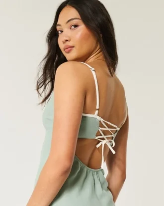 Midi-Kleid aus Leinenmischung mit offenem Rücken