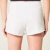 Mini-Fleece-Shorts mit Nummernprint Mini-Fleece-Shorts mit Nummernprint