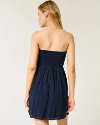 Mini-Kleid im Häkelstil, trägerlos