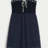 Mini-Kleid im Häkelstil, trägerlos Mini-Kleid im Häkelstil, trägerlos