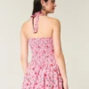 Mini-Kleid mit tiefem Taillenbund und Neckholder Mini-Kleid mit tiefem Taillenbund und Neckholder