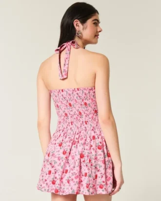Mini-Kleid mit tiefem Taillenbund und Neckholder