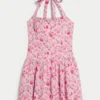 Mini-Kleid mit tiefem Taillenbund und Neckholder Mini-Kleid mit tiefem Taillenbund und Neckholder