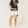 Mini-Shorts aus Fleece mit seitlichen Streifen Mini-Shorts aus Fleece mit seitlichen Streifen