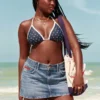 Mini-Skort aus Denim mit niedriger Leibhöhe, mittlerer Waschung und Flaggenstickerei Mini-Skort aus Denim mit niedriger Leibhöhe, mittlerer Waschung und Flaggenstickerei