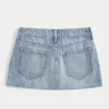 Mini-Skort aus Denim mit niedriger Leibhöhe und Sternstickerei Mini-Skort aus Denim mit niedriger Leibhöhe und Sternstickerei