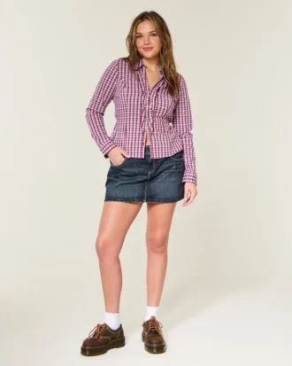 Mini-Skort aus dunkelblauem Denim mit niedriger Leibhöhe