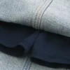 Mini-Skort aus hellblauem Denim Mini-Skort aus hellblauem Denim