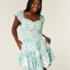 Mini-Skort-Kleid mit Flatterärmeln und gerafftem Oberteil