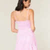 Mini-Strickkleid mit Bindeband vorne Mini-Strickkleid mit Bindeband vorne