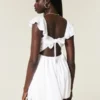 Minikleid mit Flatterärmeln und V-Taillenbund Minikleid mit Flatterärmeln und V-Taillenbund
