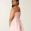 Minikleid mit Knopfleiste Minikleid mit Knopfleiste
