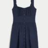 Minikleid mit Knopfleiste