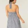 Minikleid mit offenem Rücken und Neckholder Minikleid mit offenem Rücken und Neckholder