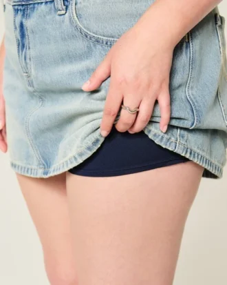 Minirock aus Denim mit niedriger Leibhöhe Minirock aus Denim mit niedriger Leibhöhe