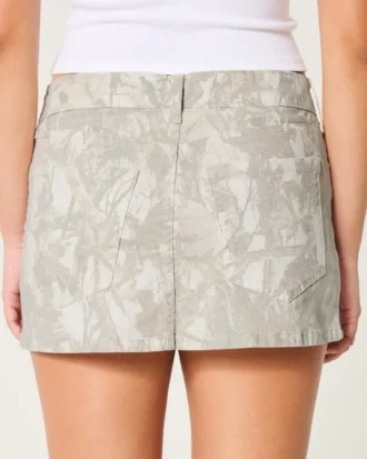 Minirock aus Twill mit niedriger Leibhöhe und Camouflage-Muster