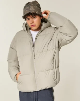 Mit Kunstfell gefütterte Daunenjacke