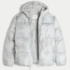 Mit Kunstfell gefütterte Daunenjacke mit Kapuze Mit Kunstfell gefütterte Daunenjacke mit Kapuze