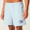 Mittellange Seersucker-Volley-Badeshorts