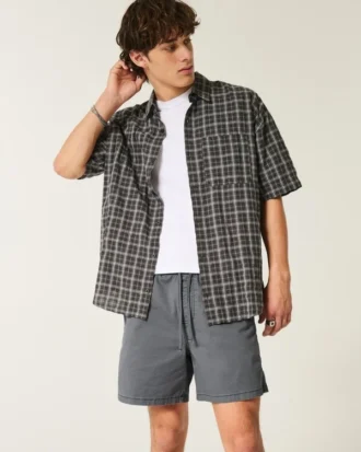 Mittellange Twill-Shorts zum Hineinschlüpfen