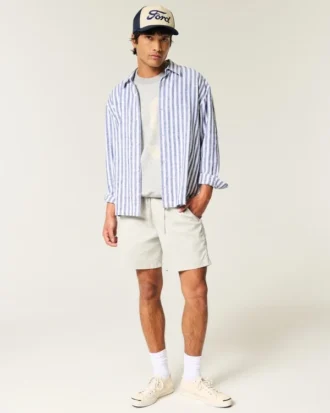 Mittellange Twill-Shorts zum Hineinschlüpfen