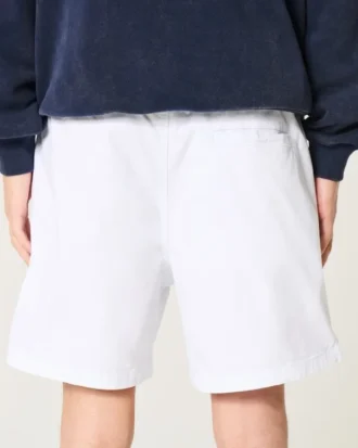 Mittellange Twill-Shorts zum Hineinschlüpfen