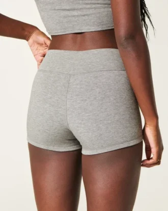 Must-Have-Basics Shortie
