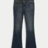 Niedrig geschnittene, dunkel gewaschene Bootcut-Jeans mit Stickerei