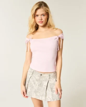 Off-Shoulder-Top mit gebundenen Ärmeln