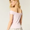 Off-Shoulder-Top mit gebundenen Ärmeln Off-Shoulder-Top mit gebundenen Ärmeln