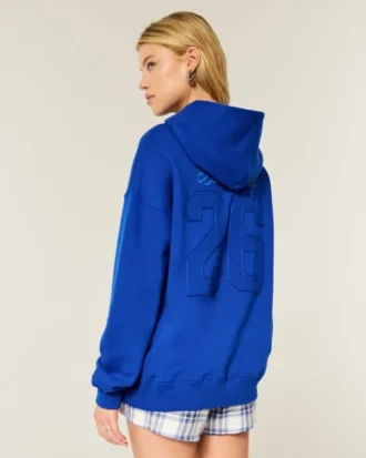 Oversized Hoodie mit Grafikdruck „Class of ’26”