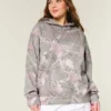 Oversized-Kapuzenpullover mit Camouflage-Muster