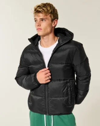 Pufferjacke mit Kapuze