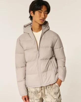 Pufferjacke mit Kapuze