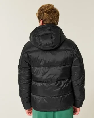 Pufferjacke mit Kapuze