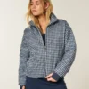 Pufferjacke mit Reißverschlussmuster Pufferjacke mit Reißverschlussmuster