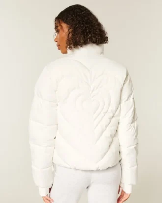 Pufferjacke mit Reißverschlussmuster