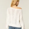 Pullover mit Zopfmuster und Schleifenärmeln Pullover mit Zopfmuster und Schleifenärmeln