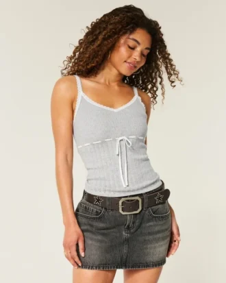 Pullover-Tanktop mit Bindeband vorne