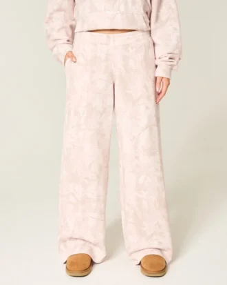Rosa Camo Baggy Sweatpants