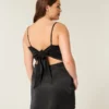 Satin-Kleid mit Schleife am Rücken Satin-Kleid mit Schleife am Rücken