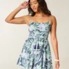 Schimmerndes Smok-Minikleid