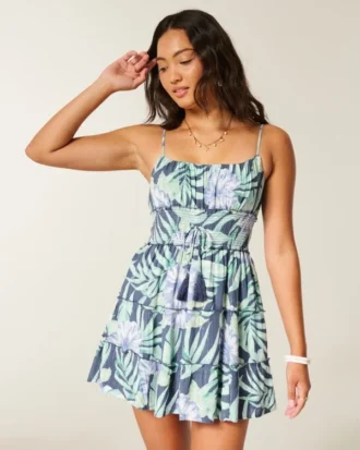 Schimmerndes Smok-Minikleid