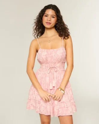 Schimmerndes Smok-Minikleid