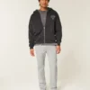 Schmal geschnittene Chino-Hose