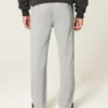 Schmal geschnittene Chino-Hose