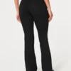 Schwarze Bootcut-Jeans mit niedriger Leibhöhe