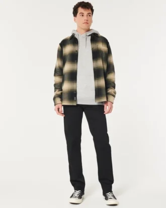 Schwarze, nicht ausbleichende Slim-Straight-Jeans