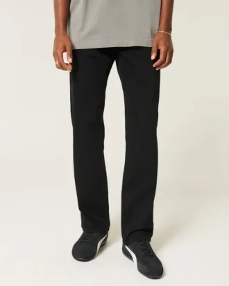 Schwarze, nicht ausbleichende Straight-Jeans