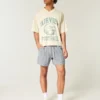 Seersucker-Shorts mit mittlerer Beinlänge zum Hineinschlüpfen Seersucker-Shorts mit mittlerer Beinlänge zum Hineinschlüpfen